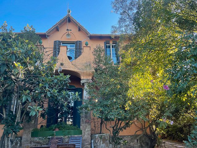 Vista exterior de Casa o xalet en venda en  Barcelona Capital amb Calefacció, Jardí privat i Terrassa