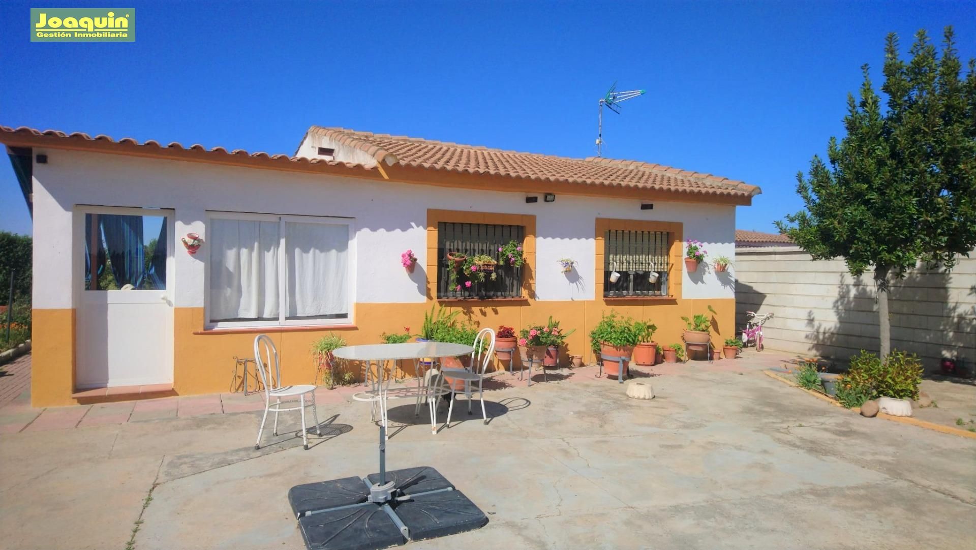 Exterior view of Industrial land for sale in  Córdoba Capital