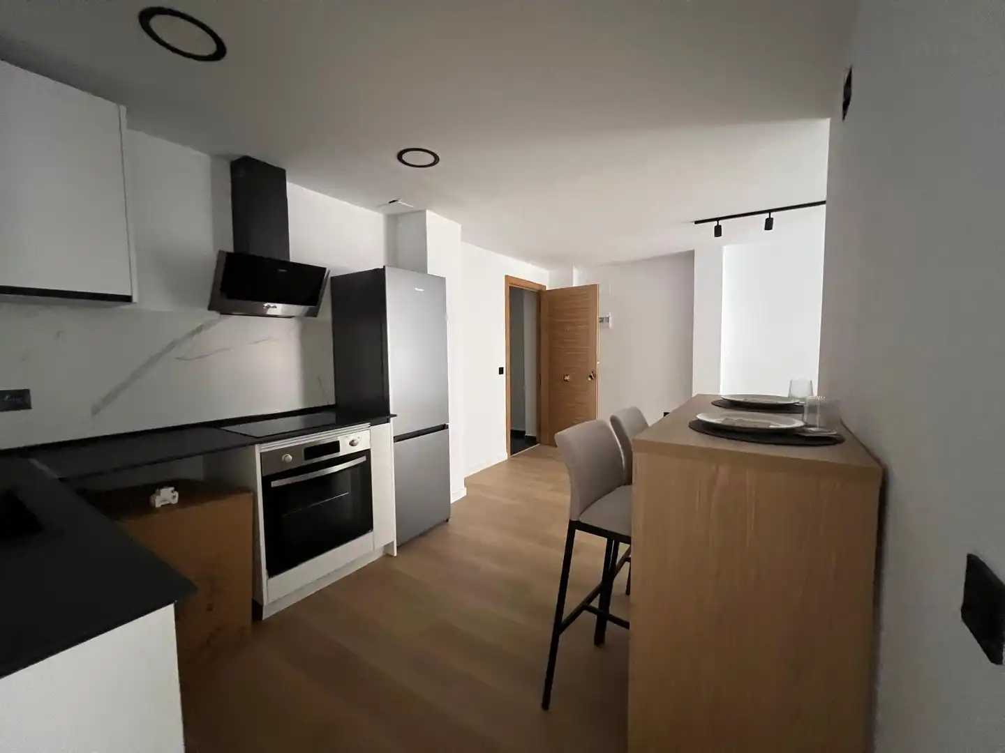 Kitchen of Flat for sale in Ontinyent  with Parquet flooring, Storage room and Furnished