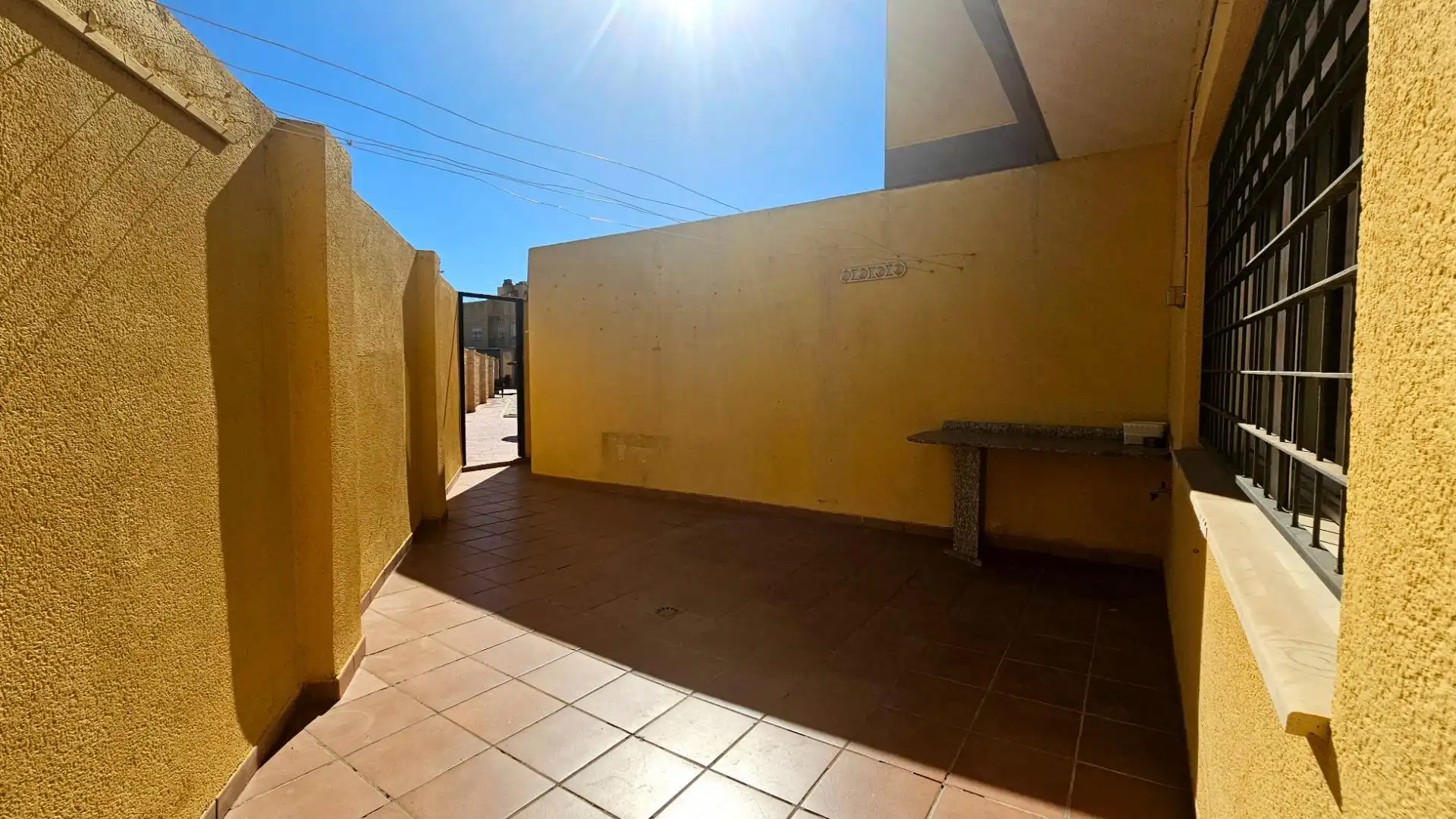 Vista exterior de Casa adosada en venta en Cartagena con Aire acondicionado, Jardín privado y Terraza