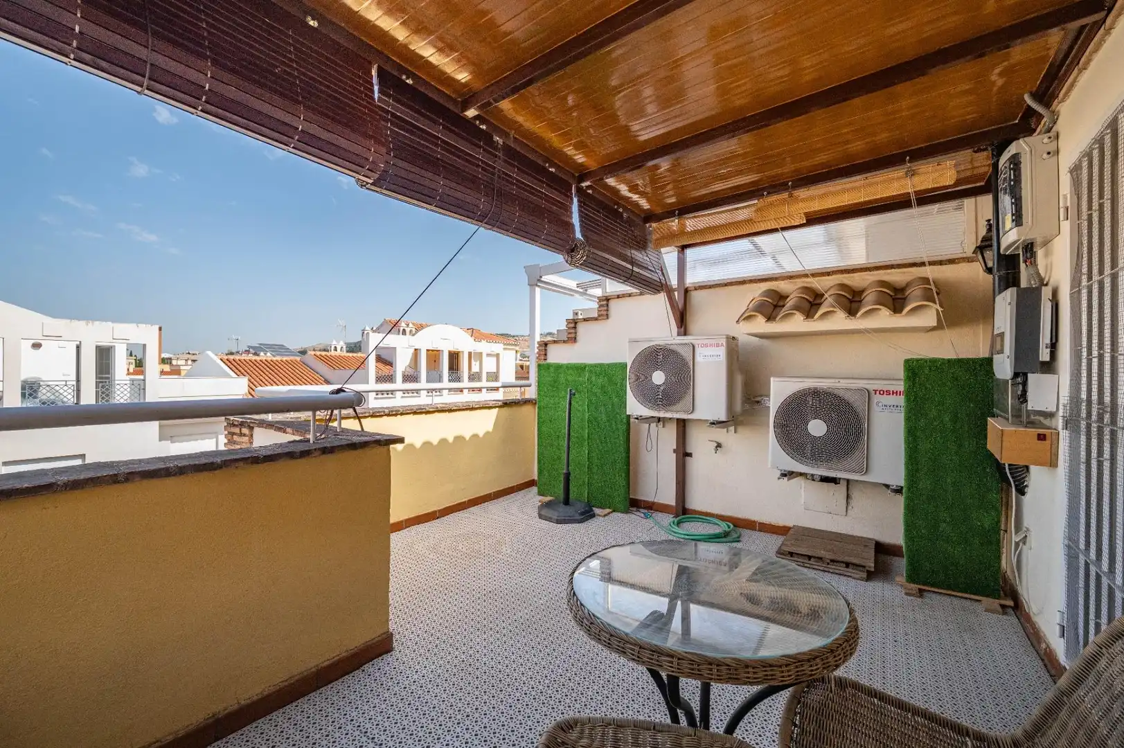Terrasse von Einfamilien-Reihenhaus zum Verkauf in Granada mit Klimaanlage