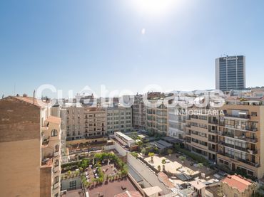Attique avec ascenseur à vendre à Rambla de Catalunya