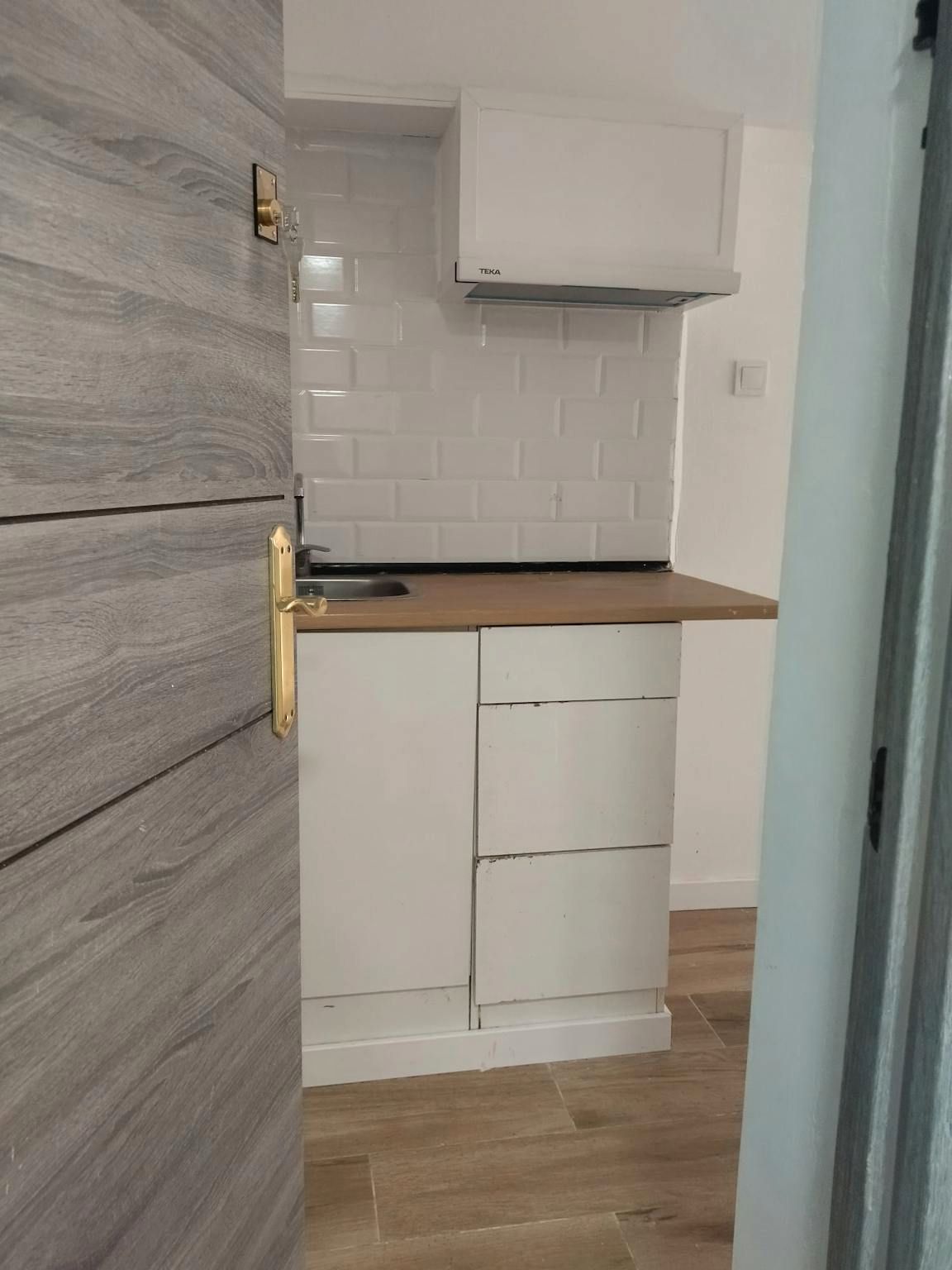 Kitchen of Flat to rent in Santa Coloma de Gramenet