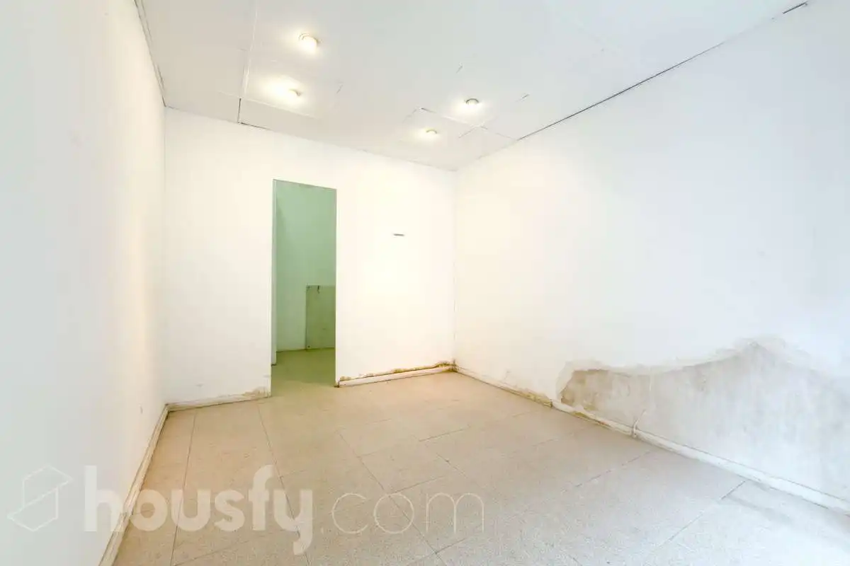 Business premises for sale in Carrer del Riu de l'Or ., imagen 4
