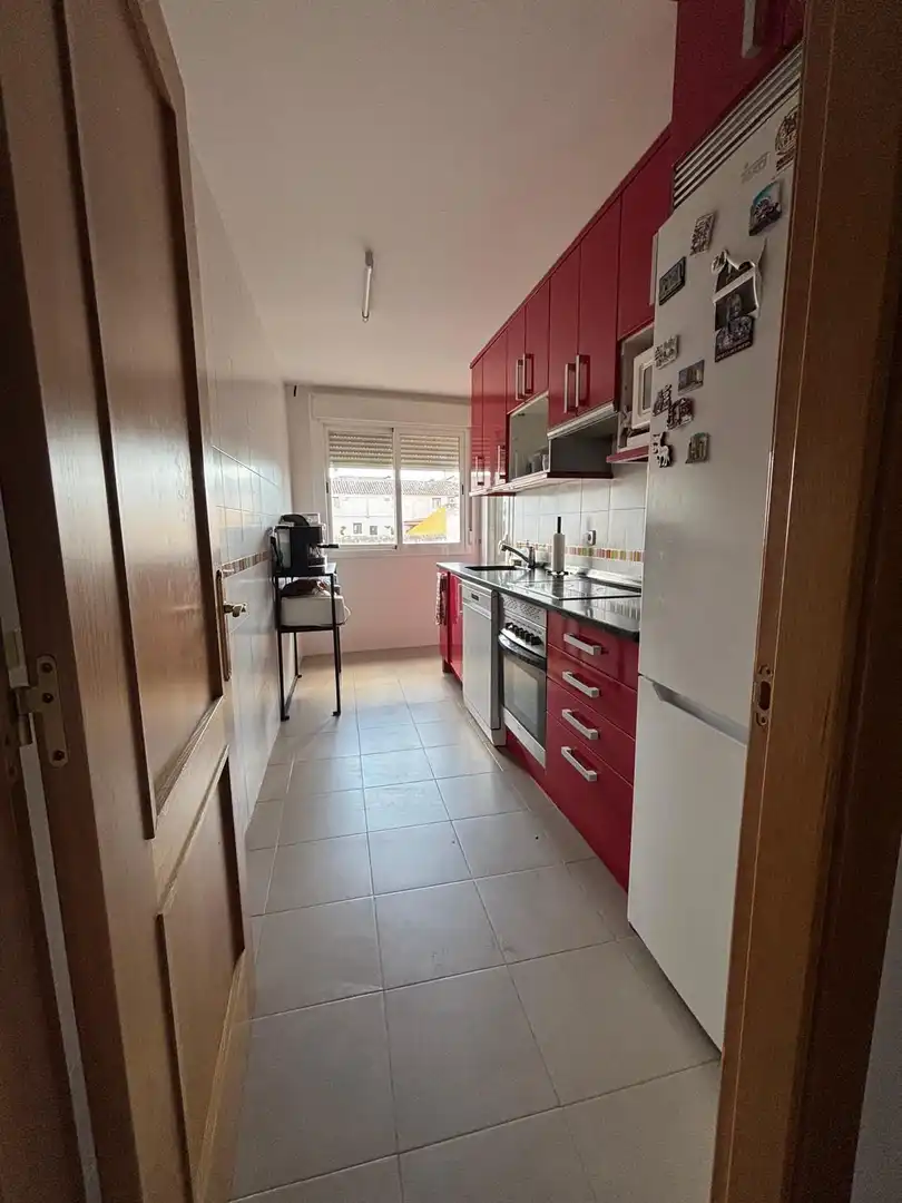 Cocina de Piso en venta en Ontígola con Calefacción, Trastero y Piscina comunitaria