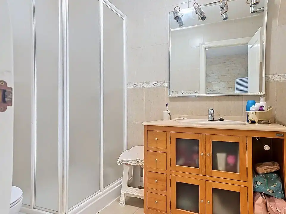 Baño de Casa o chalet en venta en Aranjuez con Aire acondicionado, Calefacción y Jardín privado