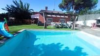 Swimming pool of House or chalet for sale in Tordera  with Air Conditioner, Terrace and Swimming Pool