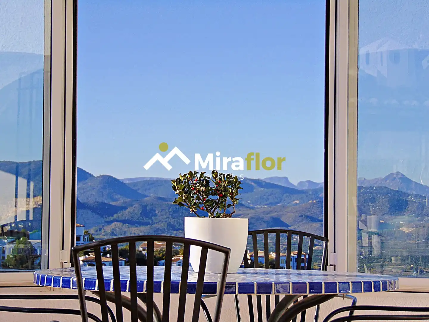 Chalet con piscina en venta en Calle los Almendros, imagen 41