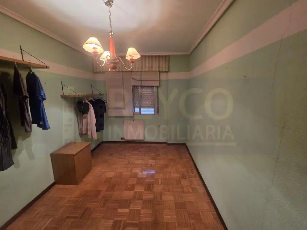 Flat with lift for sale in Calle Pintor Rosales, imagen 7