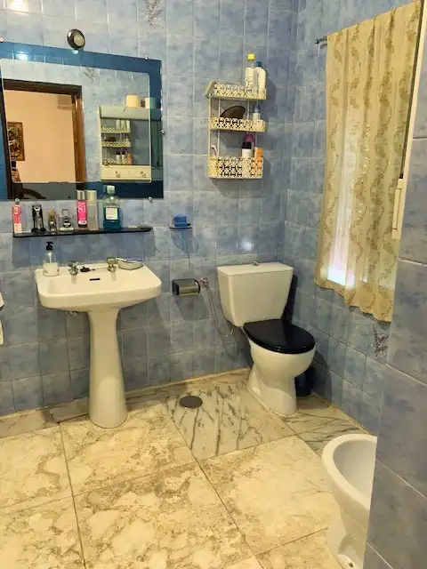 Bathroom of Houses for sale in Colmenar de Oreja  with Air Conditioner, Heating and Private garden