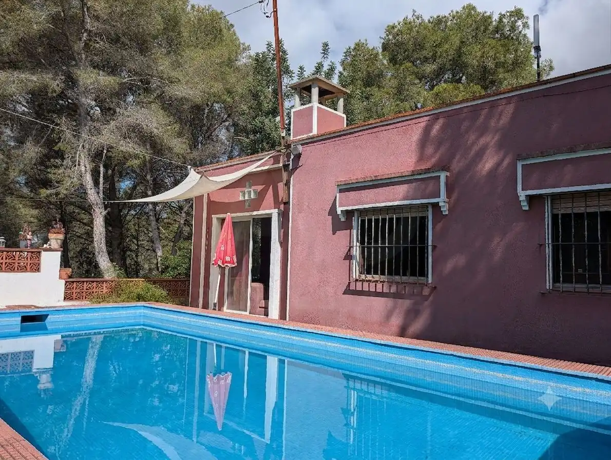 Swimming pool of Houses for sale in Vilanova i la Geltrú  with Heating, Terrace and Swimming Pool