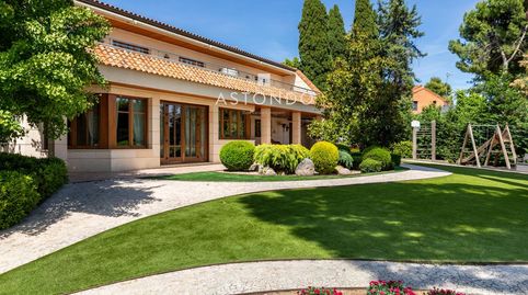 Foto 4 de Casa o chalet en venta en Conde Orgaz - Piovera, Madrid Capital