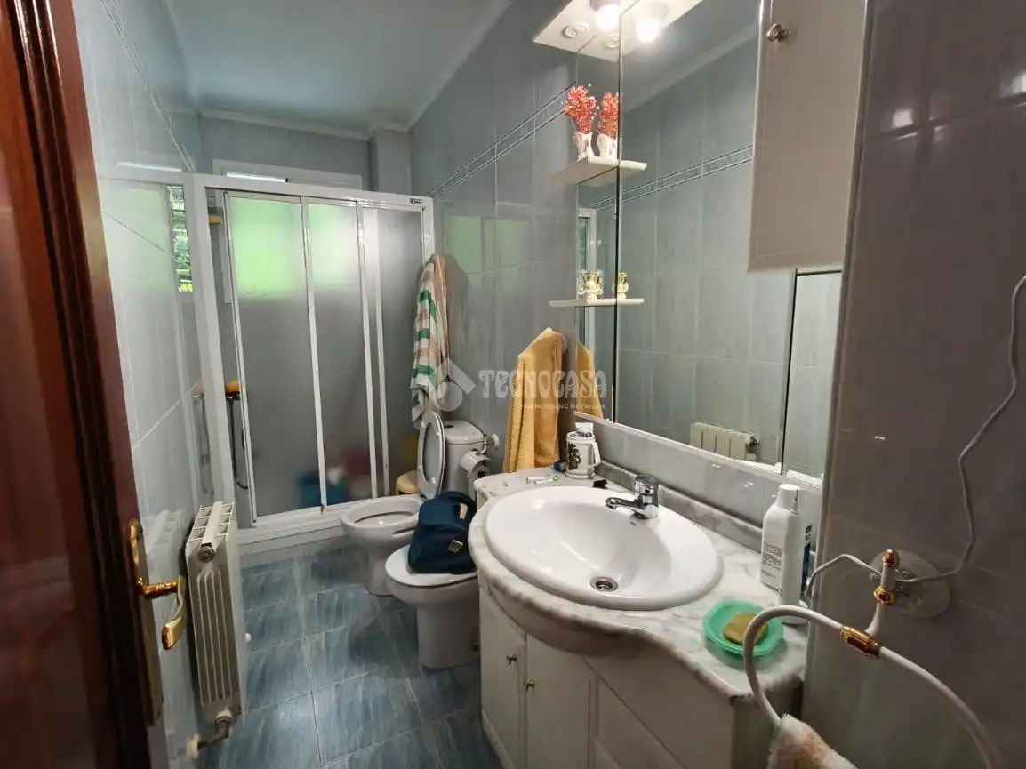 Baño de Piso en venta en Bilbao  con Calefacción