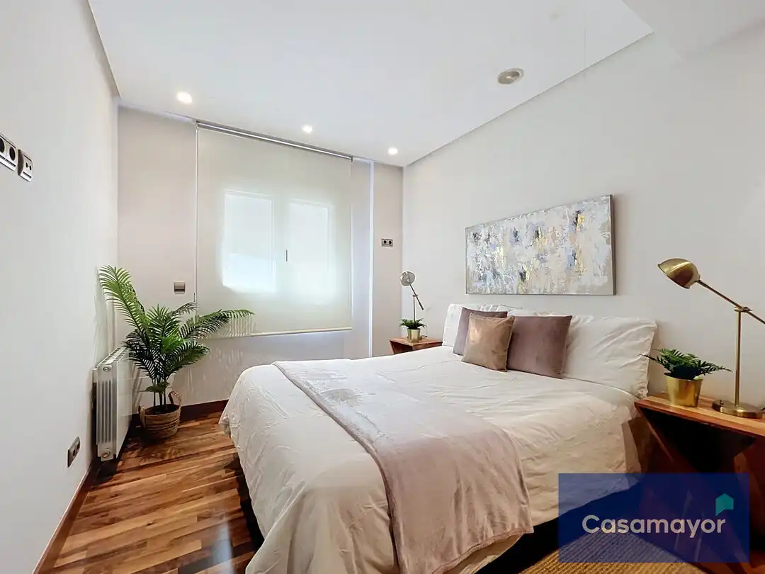 Habitación de Piso en venta en Alicante / Alacant con Aire acondicionado, Calefacción y Trastero