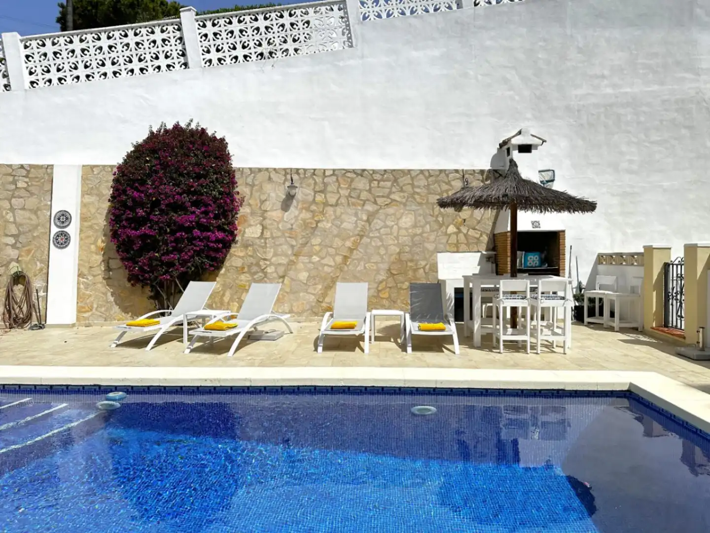 Piscina de Casa o xalet en venda en Benissa amb Aire condicionat, Calefacció i Jardí privat