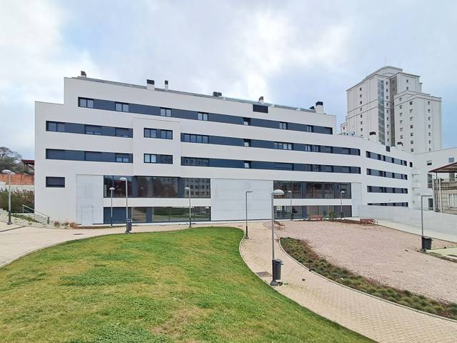 Local comercial en Venta en Rúa Vázquez Varela en Plaza España - Corte Inglés