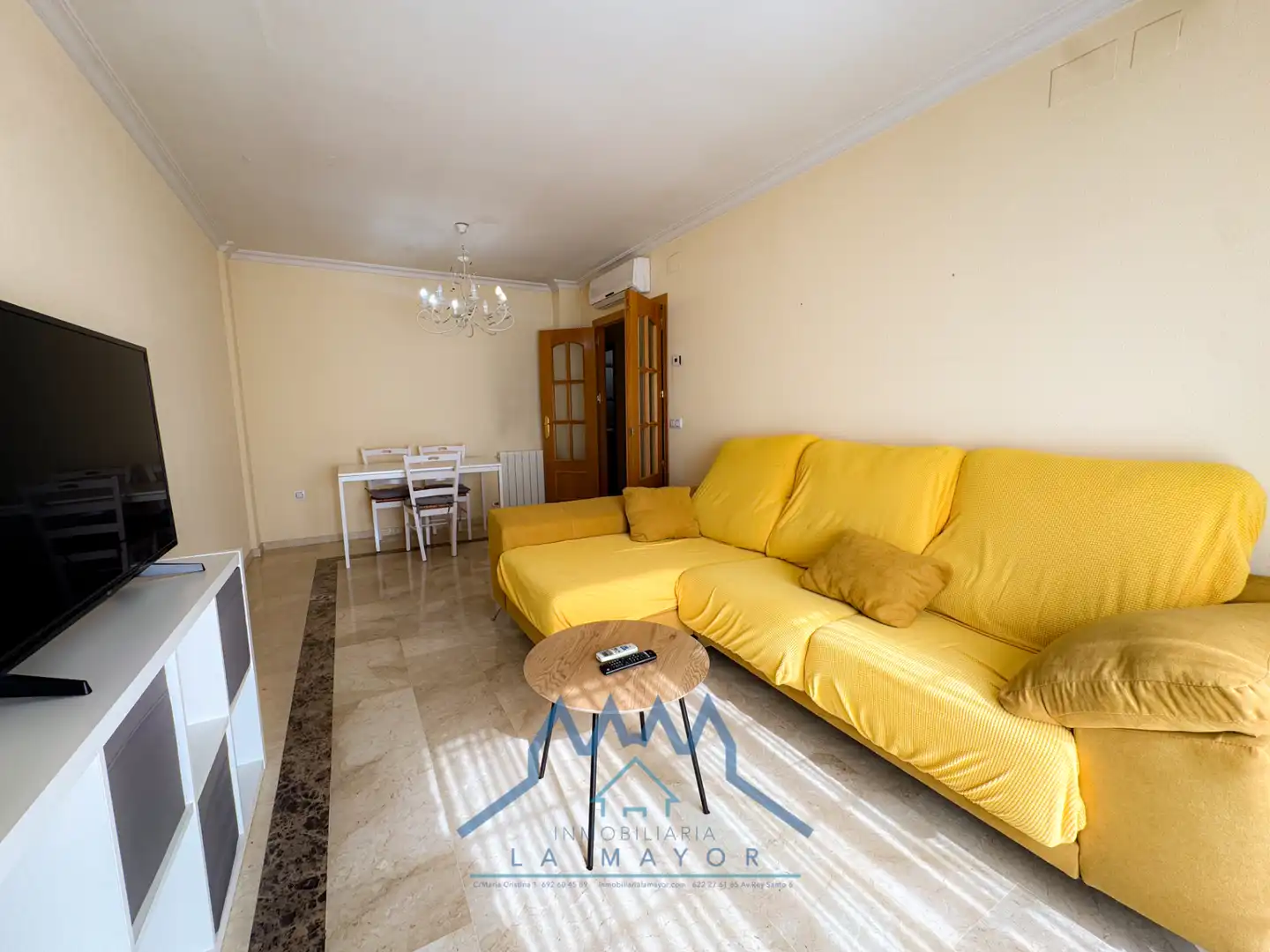 Living room of Flat for rent in Ciudad Real  with Air Conditioner, Terrace and Furnished