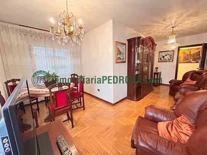 Living room of Flat for sale in Pontevedra Capital   with Heating