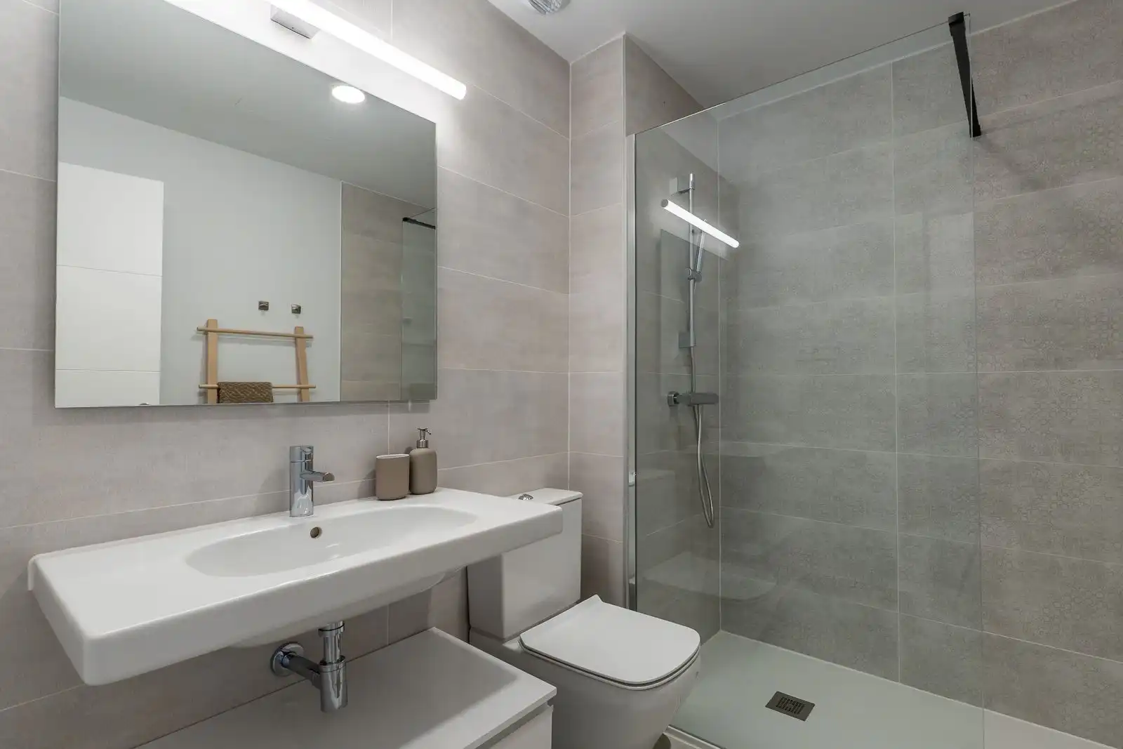 Apartament amb piscina en venda a Calle Eslovenia 29, imagen 10