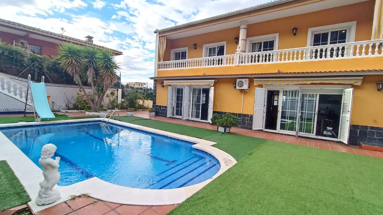 Villa avec terrasse à vendre à Carrer de Sant Esteve, imagen 3