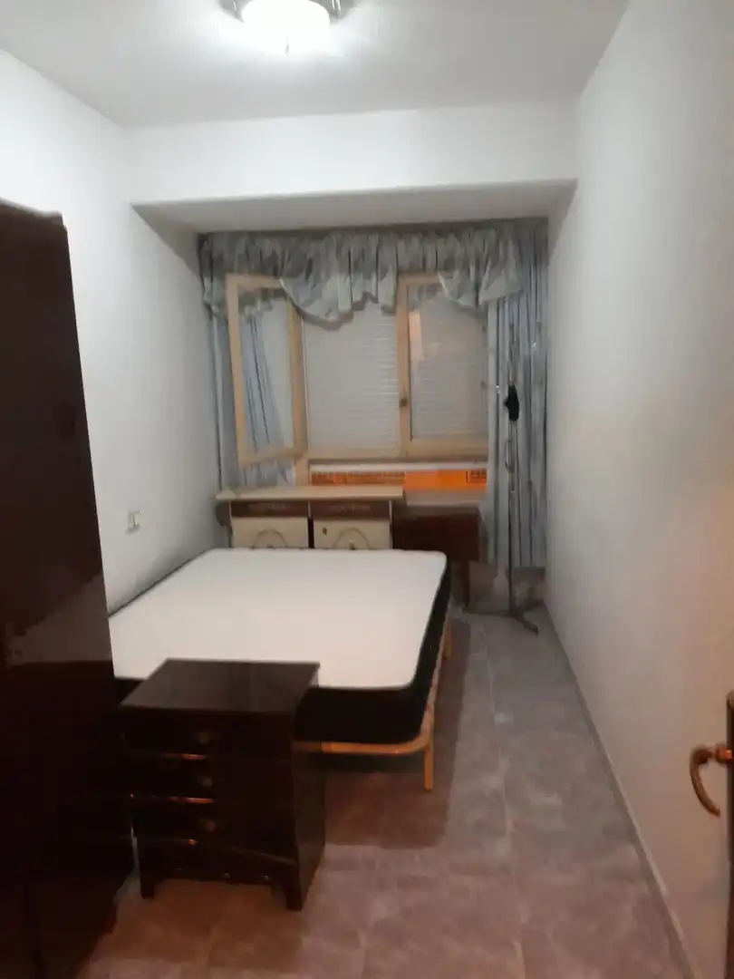 Wohnung zur Miete in Plaza Crevillente - Antiguos Juzgados - El Asilo