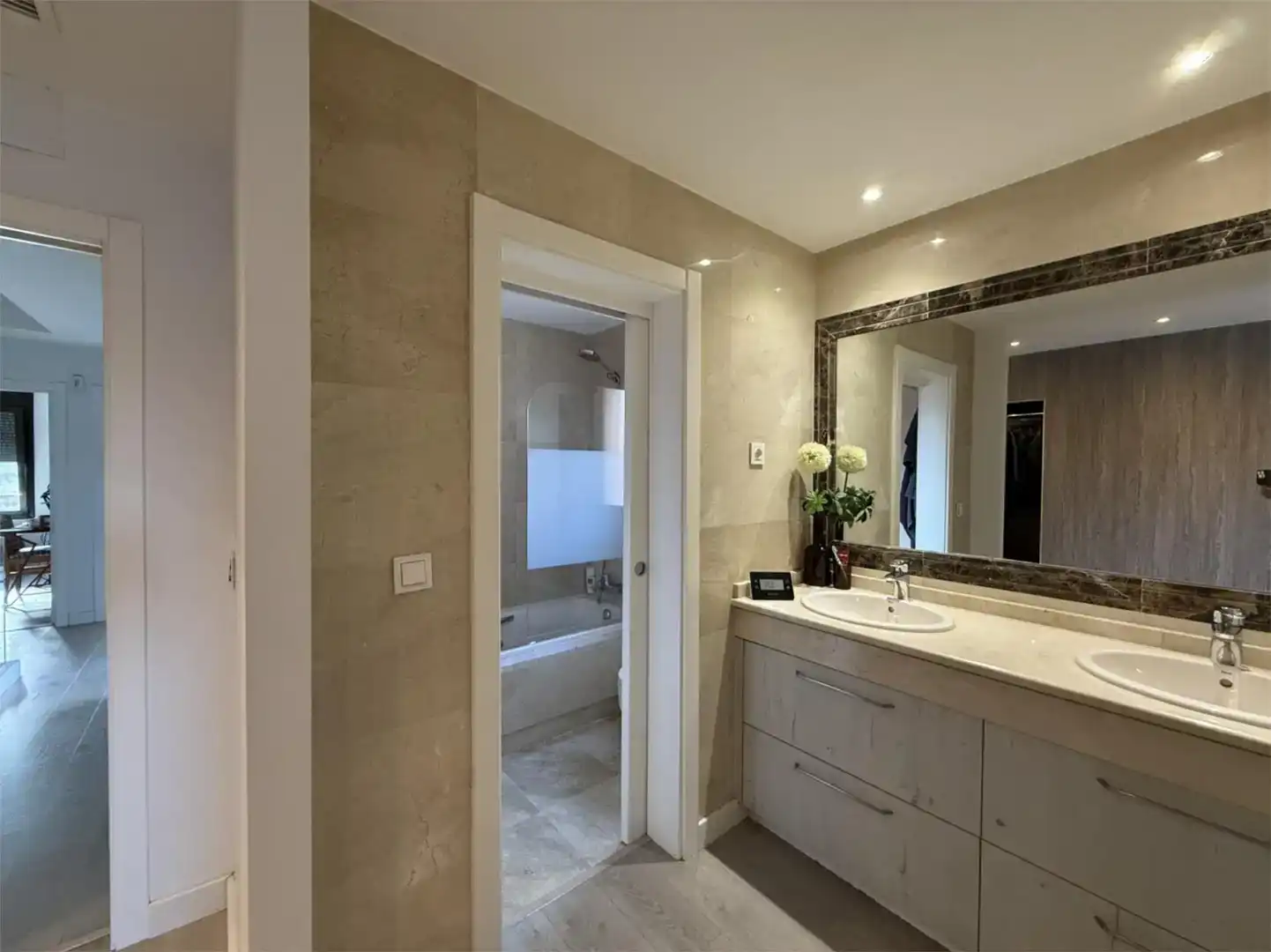 Baño de Piso en venta en Estepona con Aire acondicionado, Piscina y Balcón