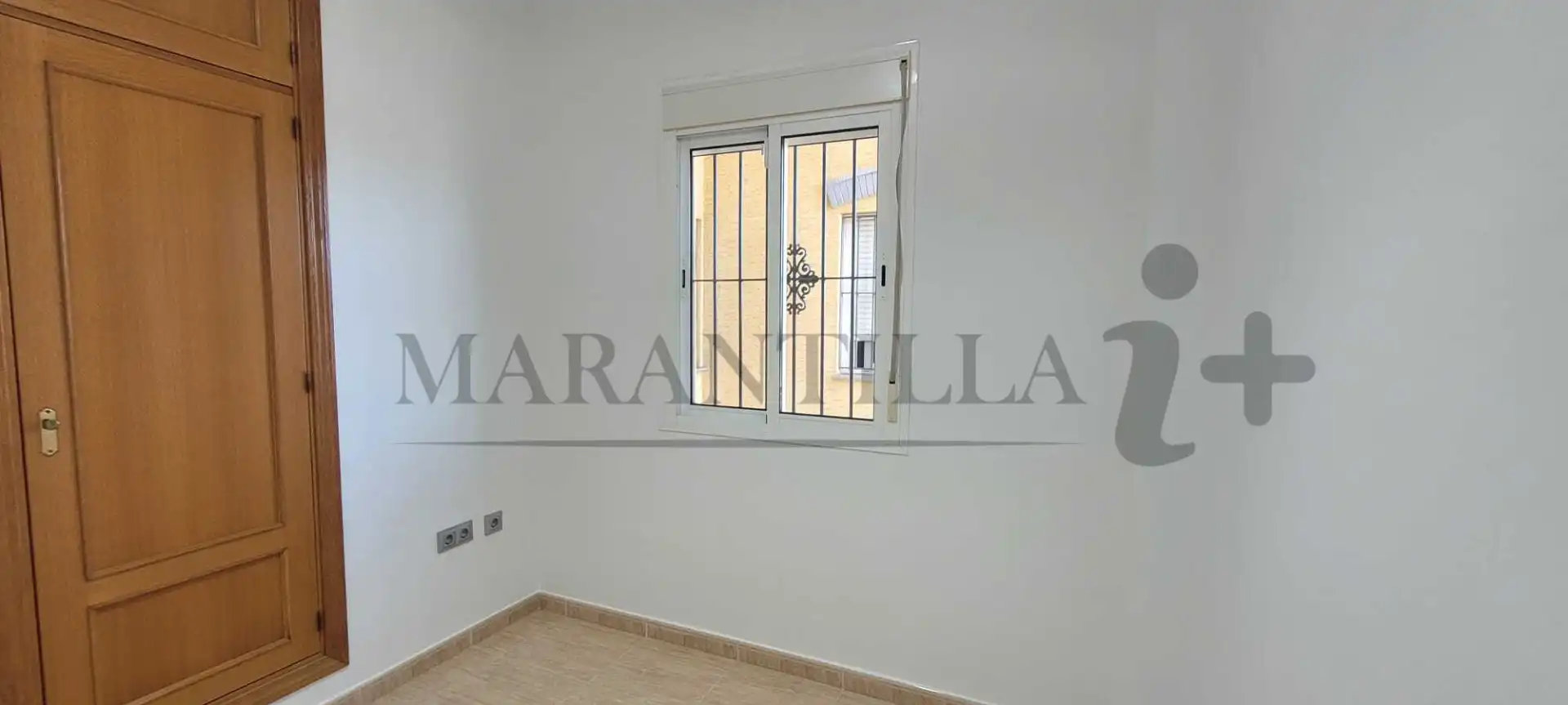 Bedroom of Flat for sale in Lepe  with Air Conditioner, Terrace and Washing machine
