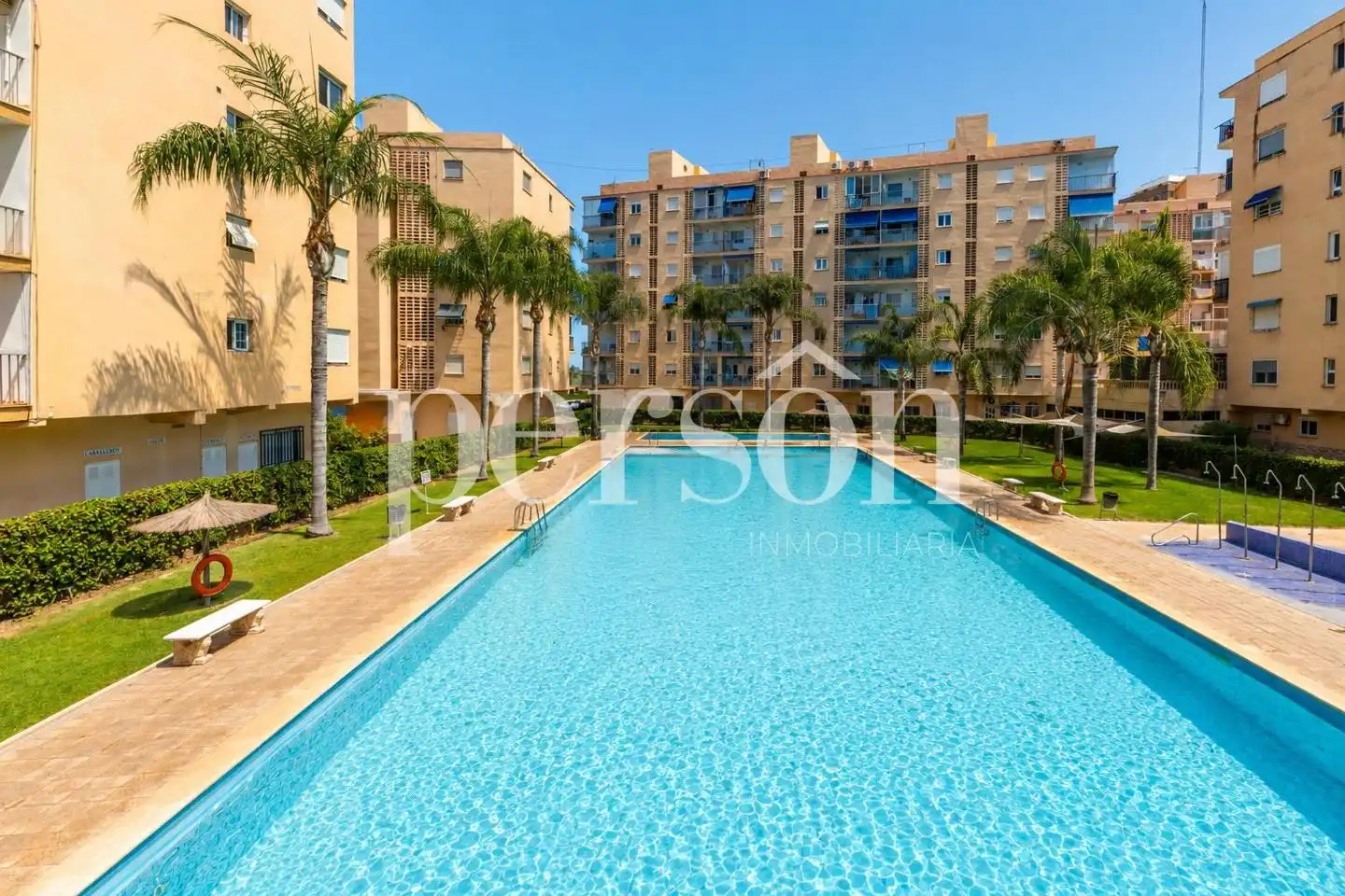 Flat with pool to rent in Platja de la Pobla de Farnals