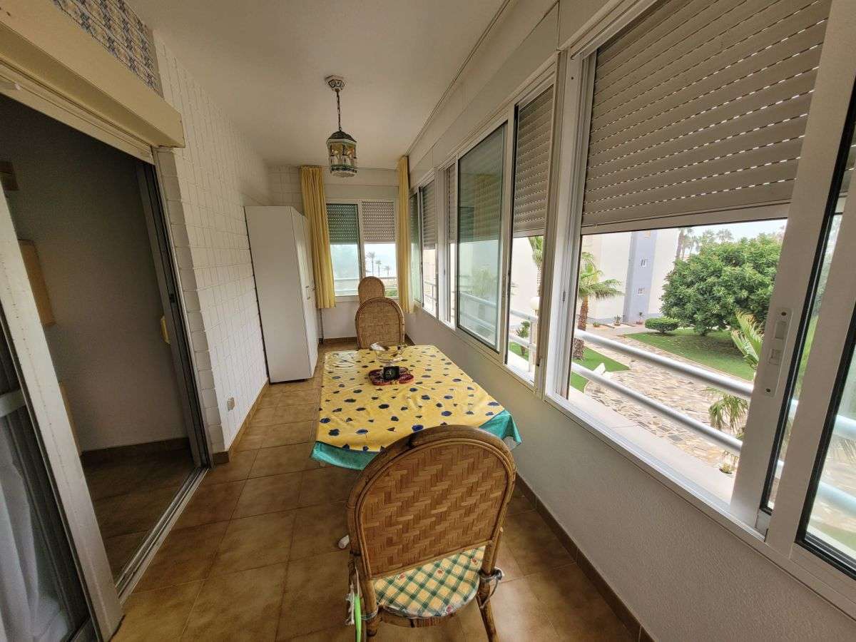 Comedor de Apartamento en venta en Alicante / Alacant con Aire acondicionado, Calefacción y Jardín privado