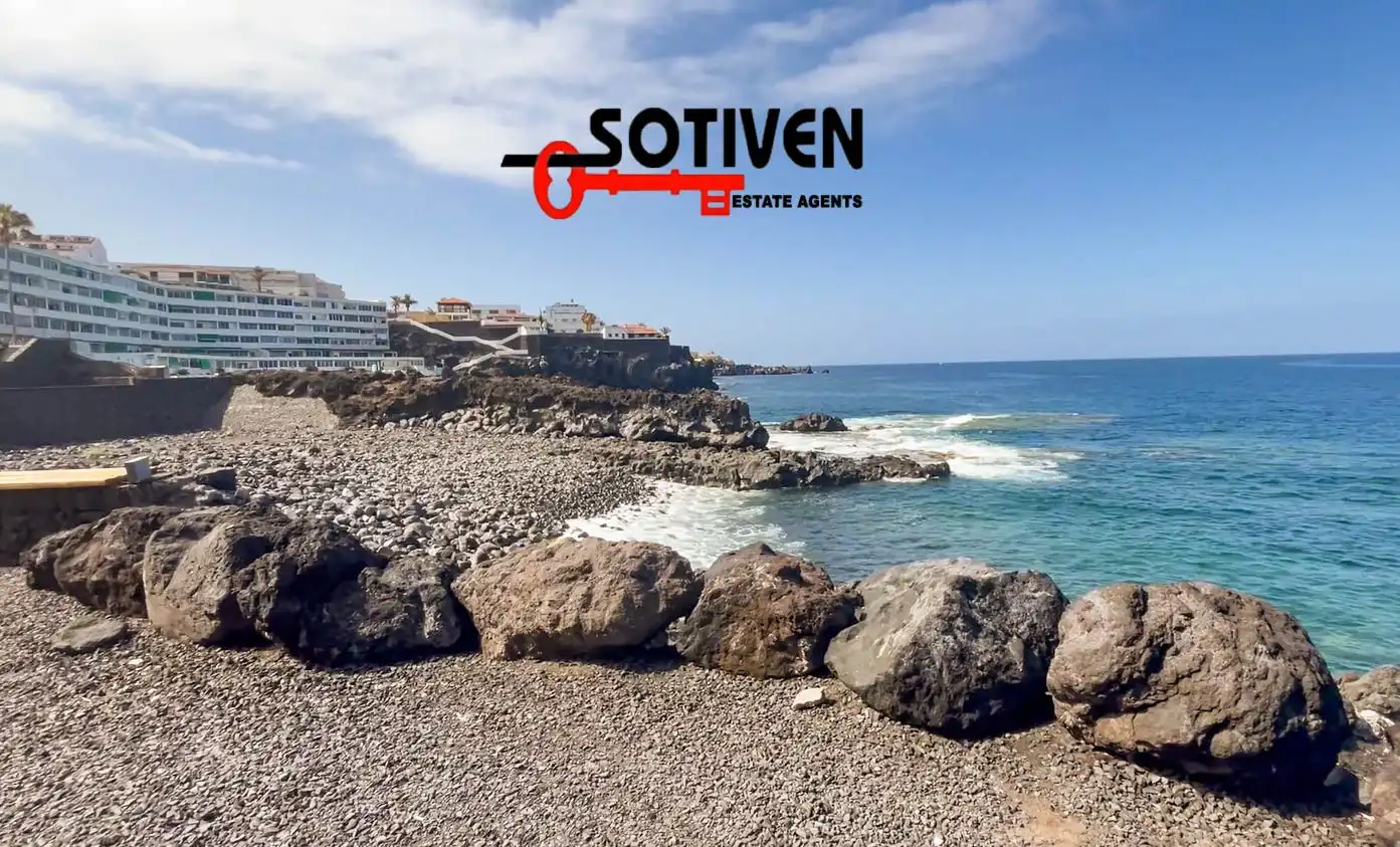 Vista exterior de Apartament de lloguer en Santiago del Teide amb Terrassa i Piscina comunitària