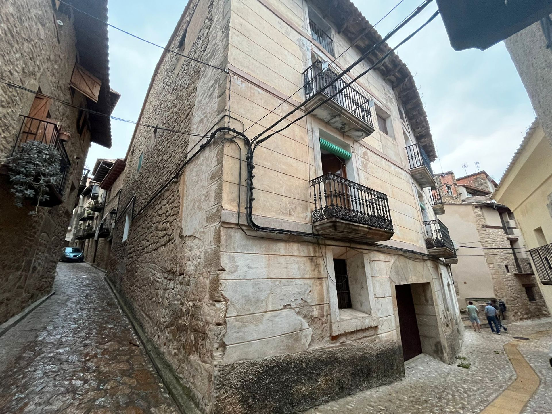 Exterior view of House or chalet for sale in Valderrobres  with Balcony