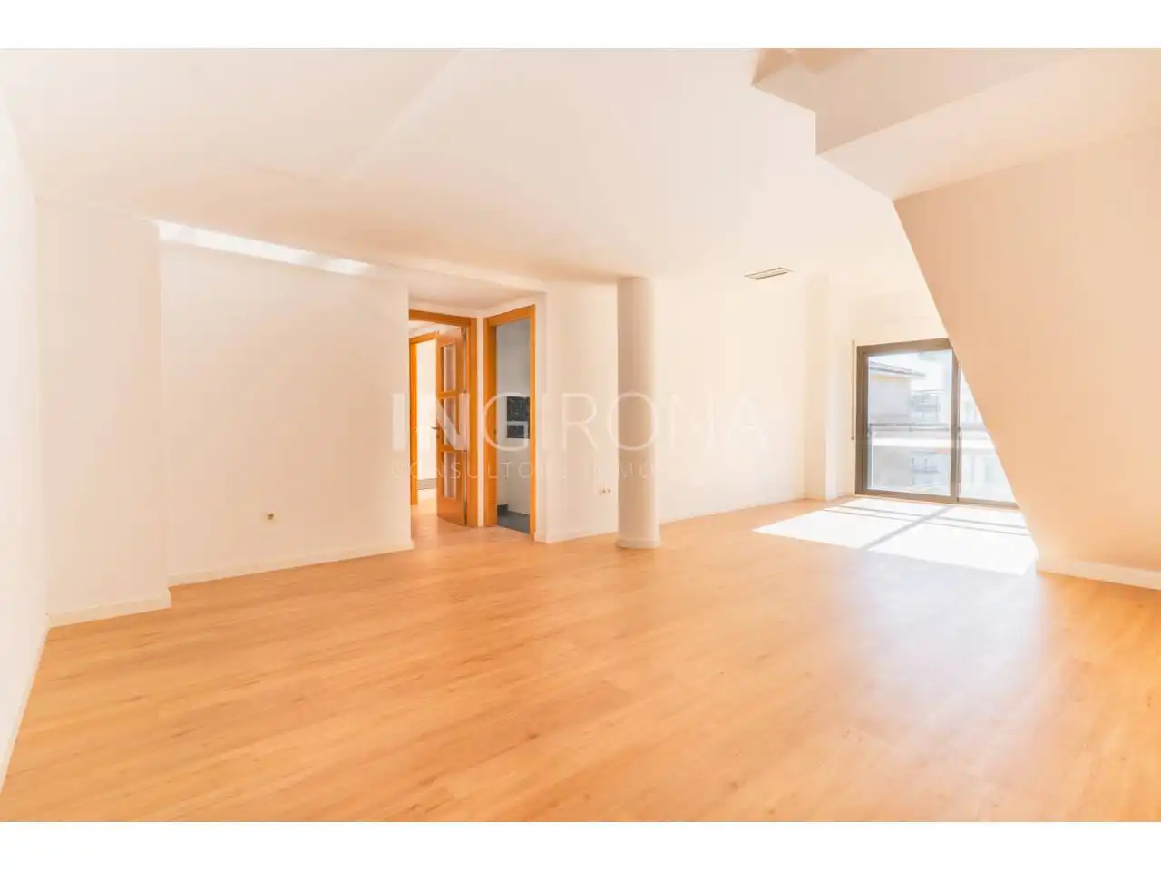 Sala d'estar de Pis en venda en Girona amb Aire condicionat, Calefacció i Parquet