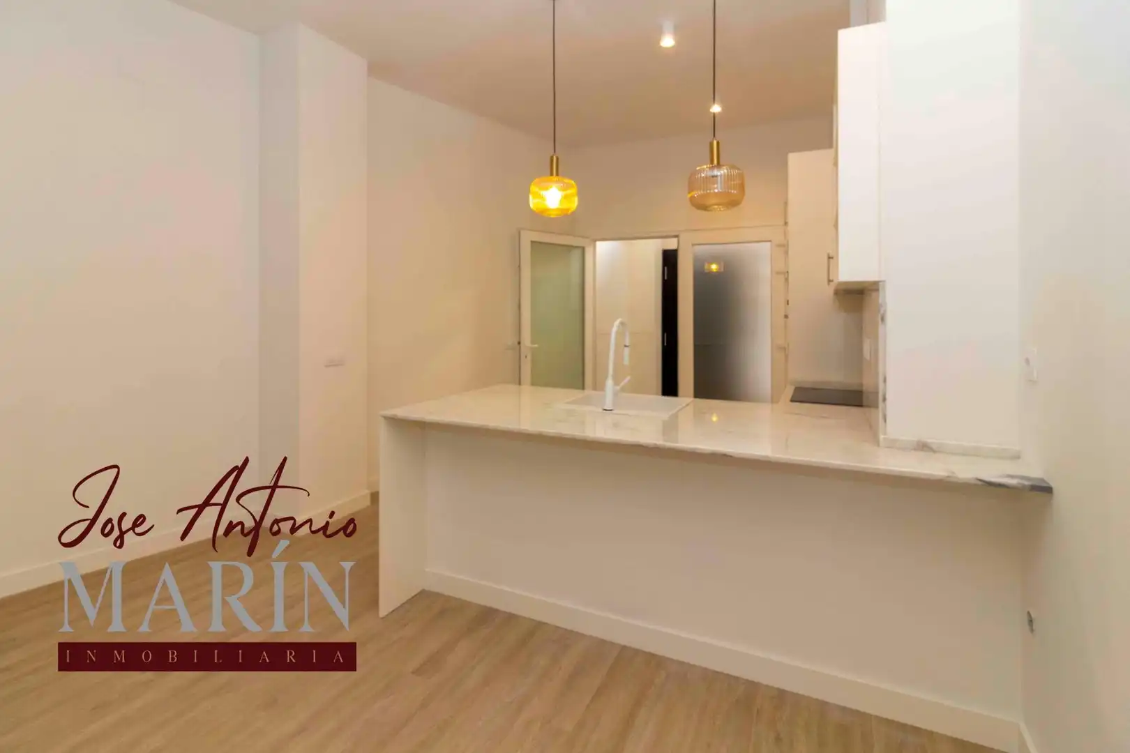 Cuina de Apartament en venda en Badajoz amb Aire condicionat