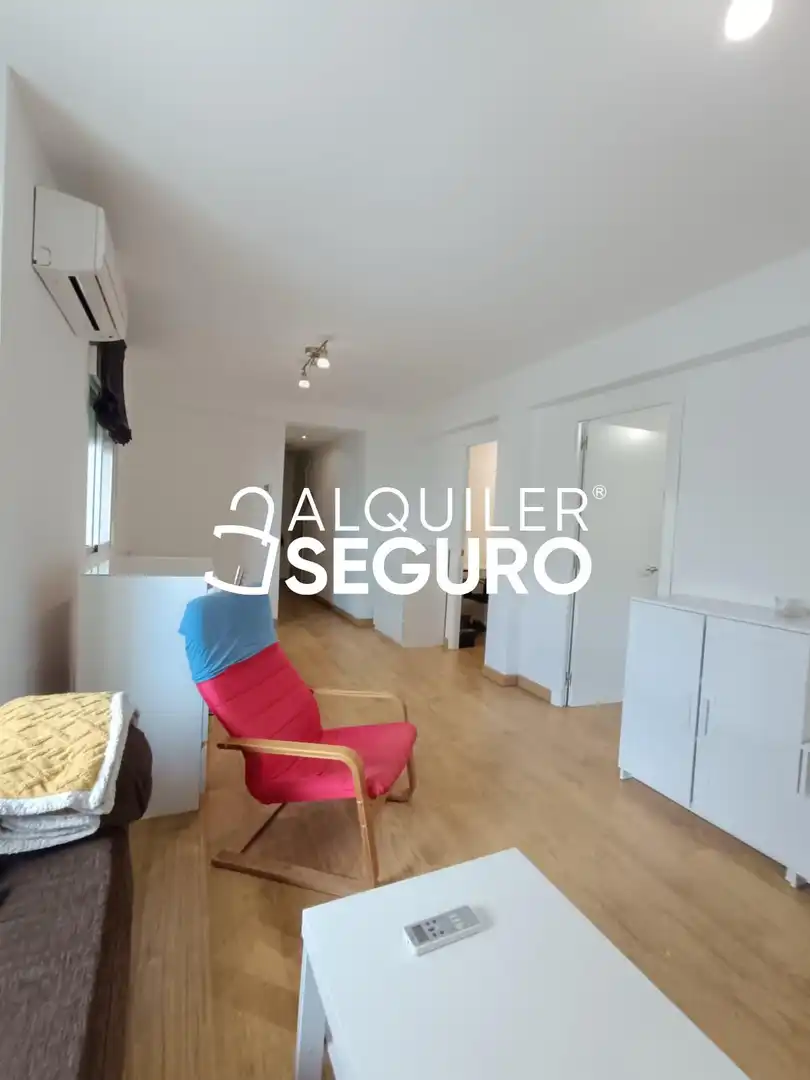 Flat for rent in Madrid  with Air Conditioner, Heating and Terrace