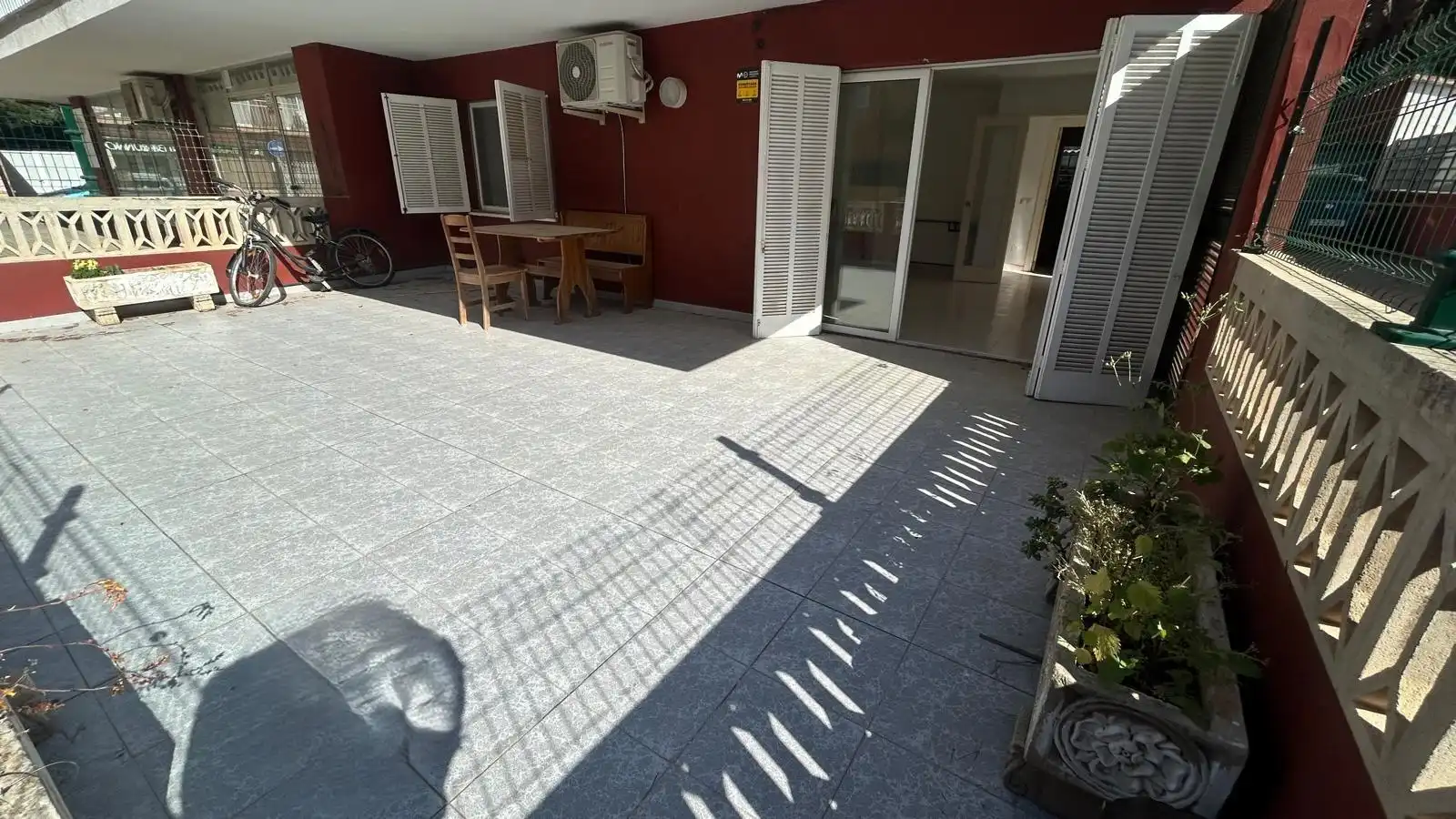 Terrasse von Erdgeschoss zum Verkauf in Calvià mit Klimaanlage und Terrasse