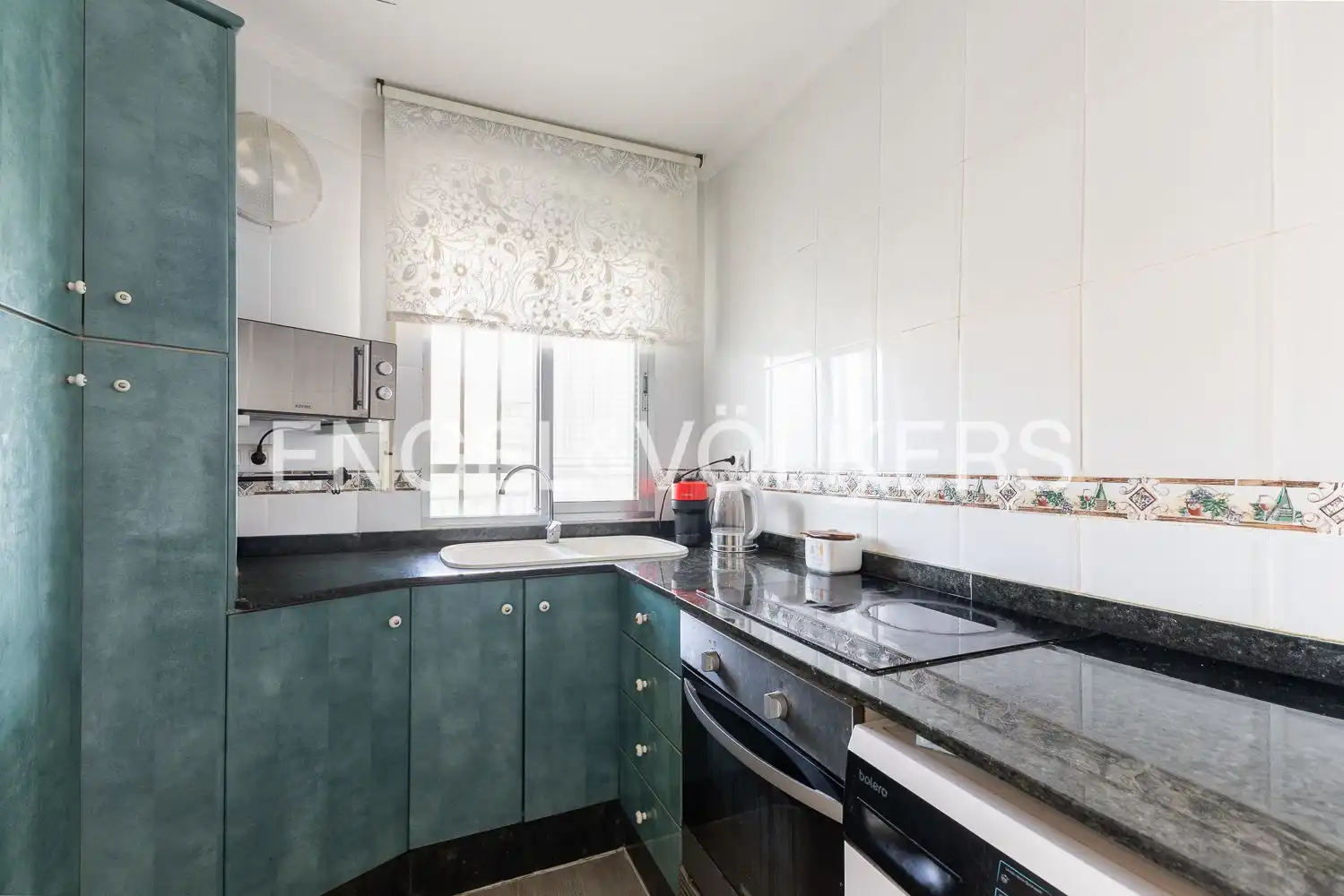 Küche von Wohnung zum Verkauf in Valencia mit Heizung und Balkon