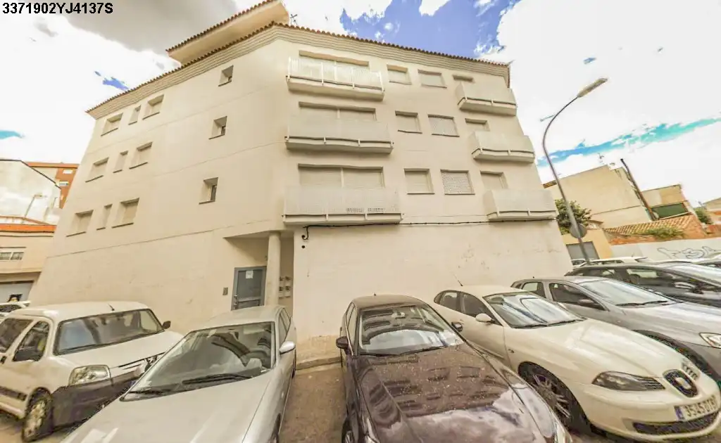 Vista exterior de Edifici en venda en Gandia