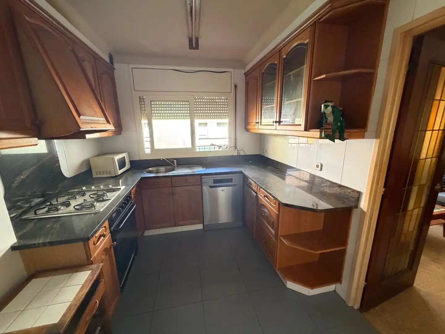 Cocina de Piso en venta en Salt con Calefacción, Terraza y Balcón