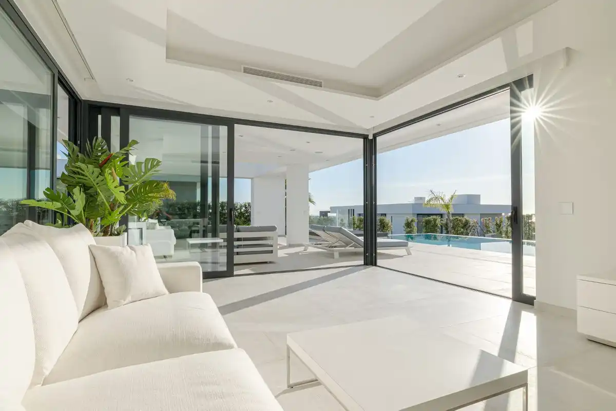 Terraza de Casa o chalet de alquiler con opción a compra en Estepona con Aire acondicionado, Calefacción y Jardín privado