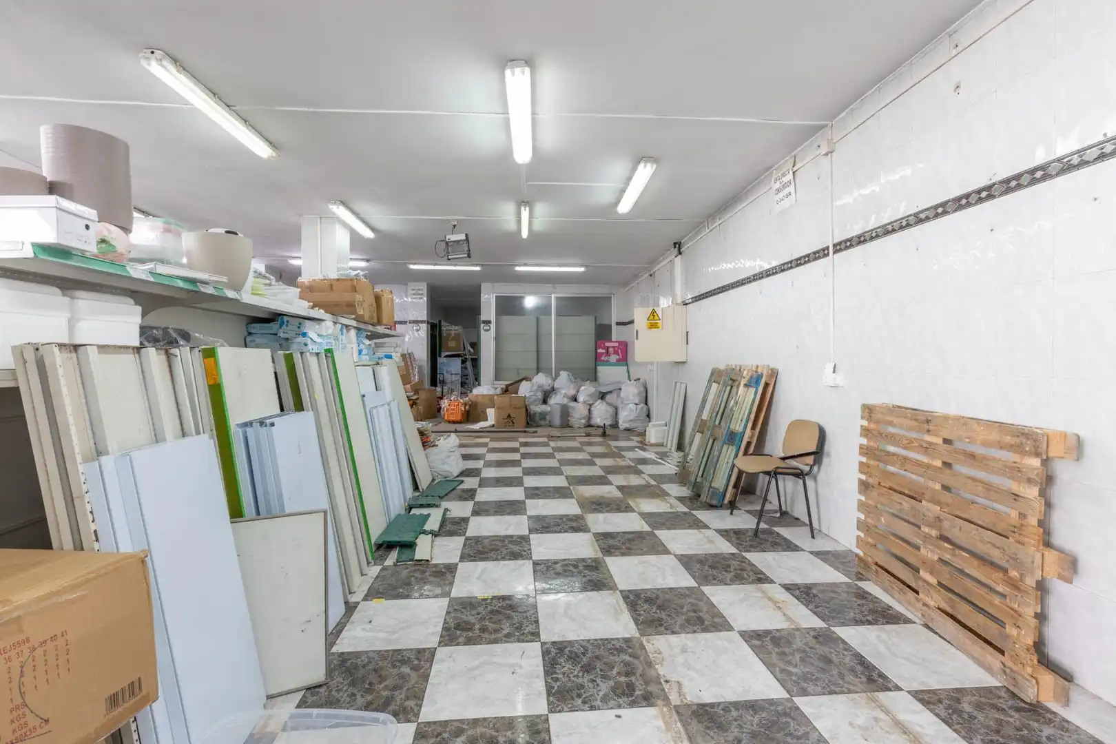 Gewerbefläche zum Verkauf in Calle Calle Ganivet 48, imagen 4