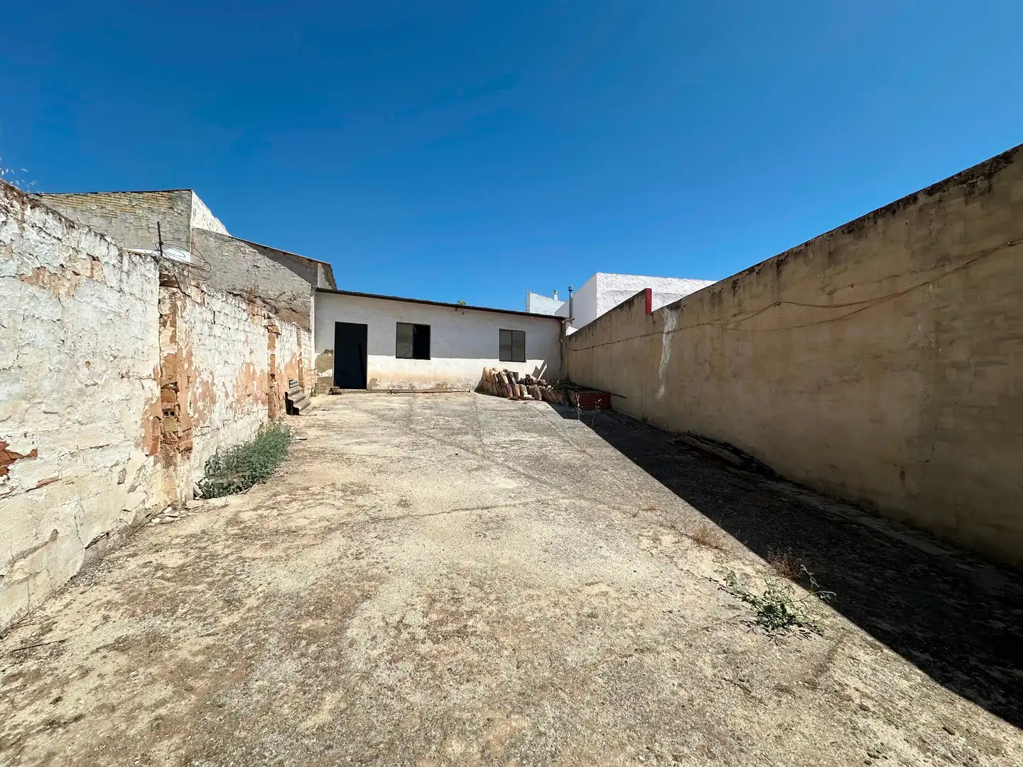 Vista exterior de Casa adosada en venta en Campillos