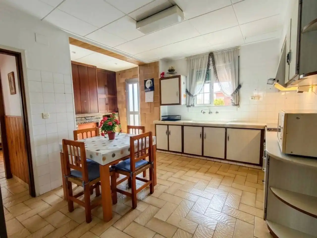 Cocina de Piso en venta en Caldes de Montbui con Calefacción, Terraza y Trastero