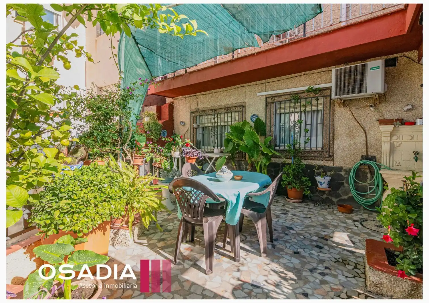 Villa zum Verkauf in Calle Almeria, imagen 2
