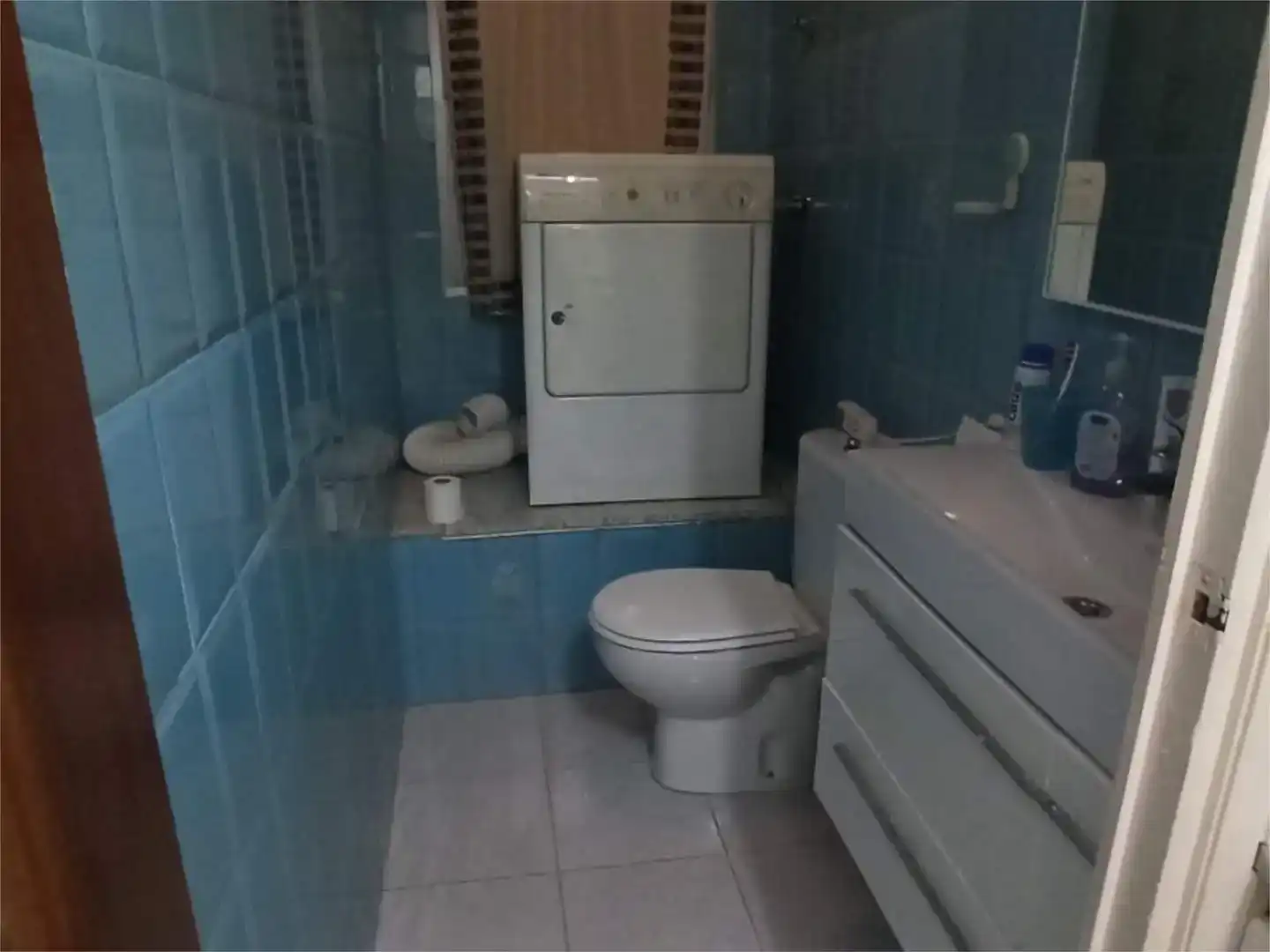 Baño de Casa adosada en venta en Banyeres de Mariola con Parquet y Amueblado