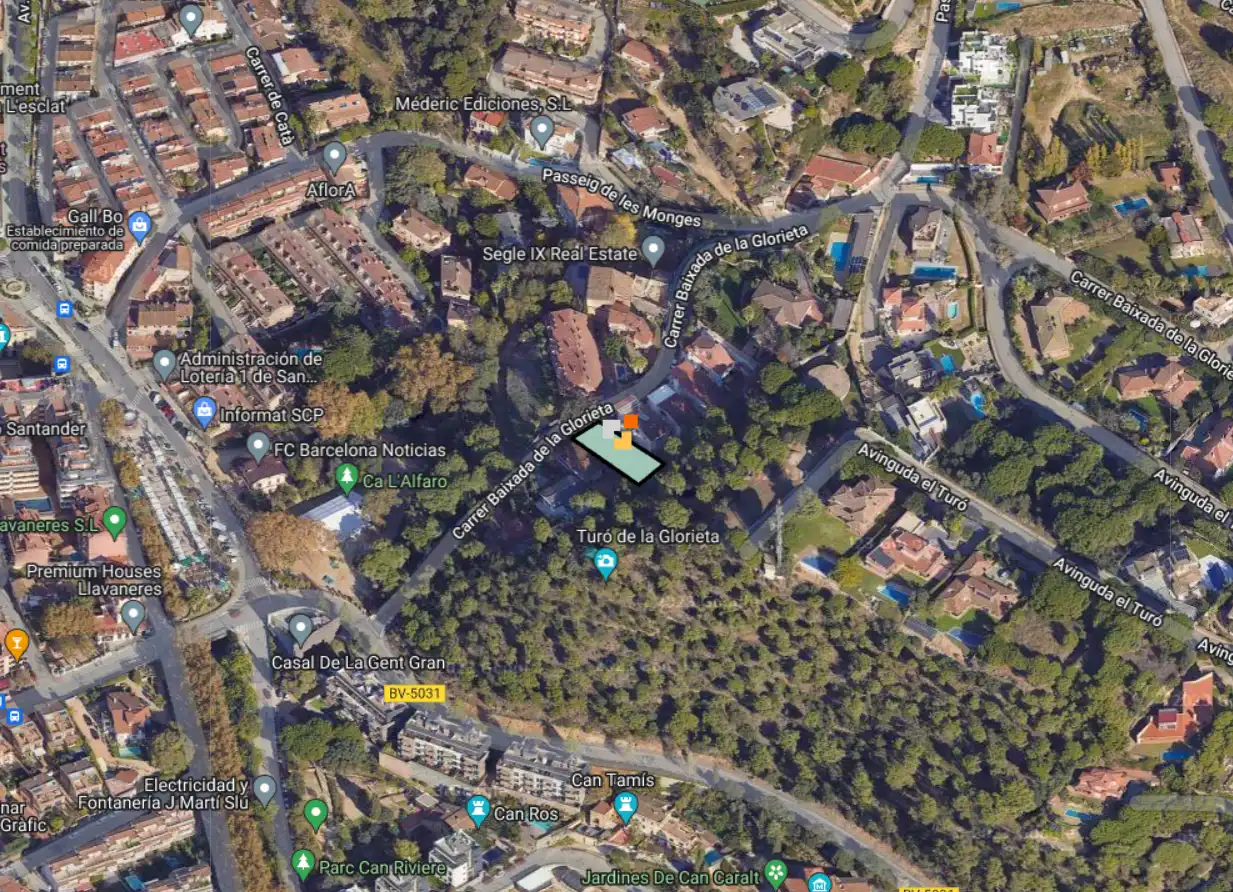 Terrenos y solares en venta en Baixada De La Glorieta 8, imagen 2