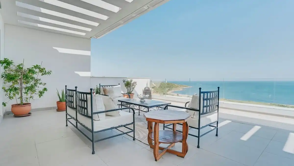 Terraza de Ático en venta en La Alcaidesa con Aire acondicionado, Calefacción y Jardín privado