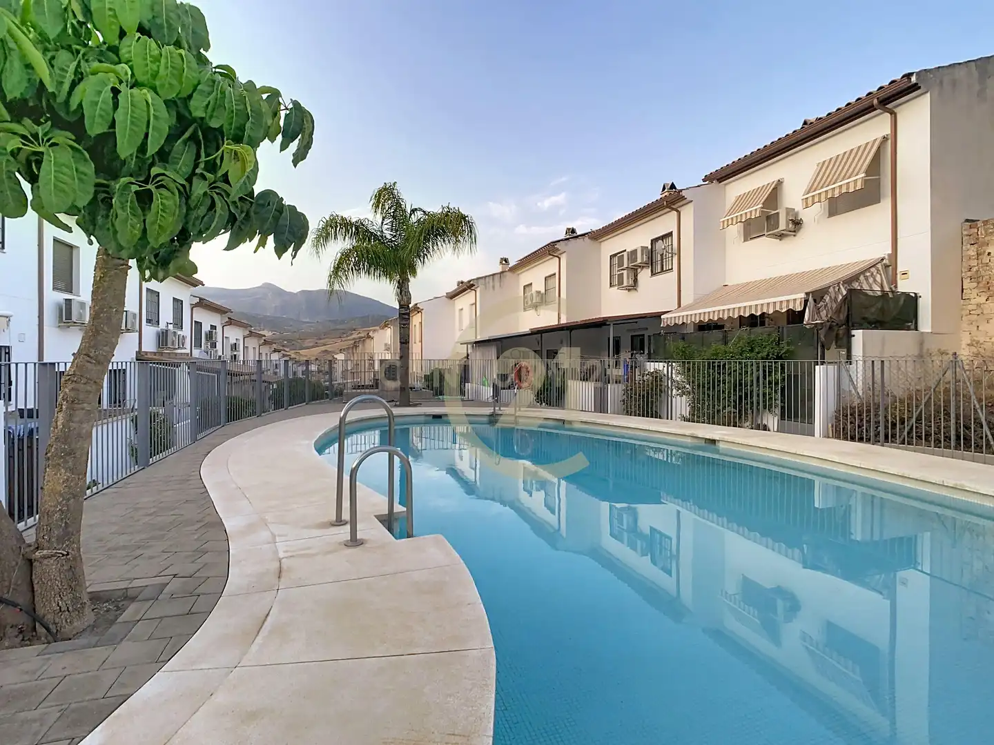 Vista exterior de Apartamento en venta en Álora con Aire acondicionado, Alarma y Piscina comunitaria