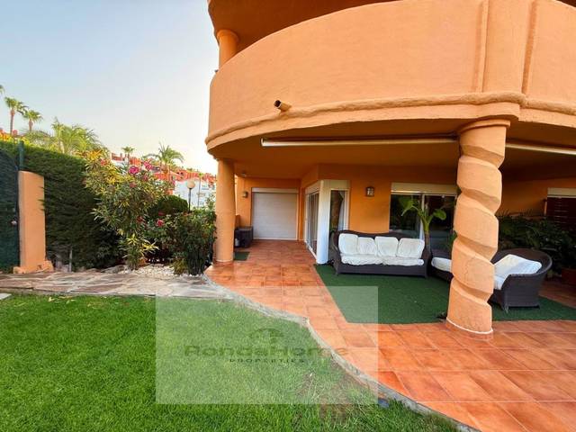 Piso en Venta en Calahonda