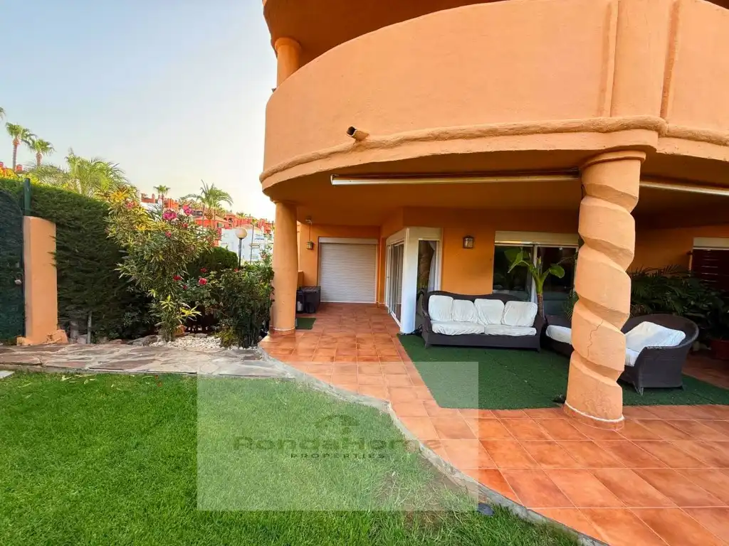 Wohnung mit Pool zum Verkauf in Calahonda