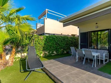 Villa avec piscine à vendre à Calle Rocío